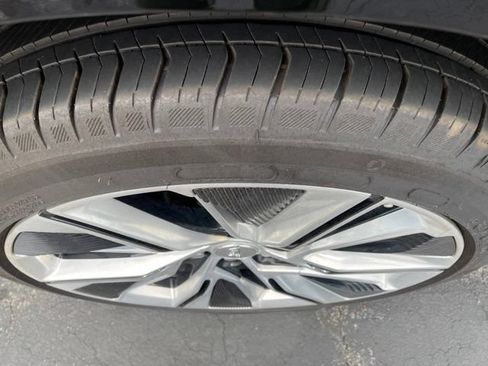 Used 2025 Cadillac Lyriq Luxury w/ LPO, Floor Liner Package AWD/4WD image 30