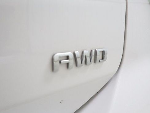 Used 2020 Chevrolet Equinox LS w/ LS Convenience Package AWD/4WD image 23