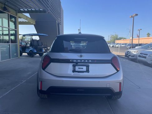 Used 2025 MINI Cooper S image 11