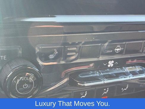 New 2025 Jeep Grand Cherokee Limited AWD/4WD image 16