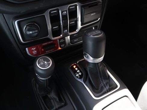 Used 2025 Jeep Wrangler Unlimited Rubicon 392 AWD/4WD image 17