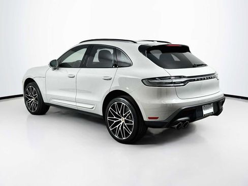 New 2026 Porsche Macan AWD/4WD image 3