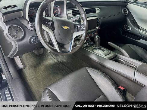Used 2014 Chevrolet Camaro SS w/ RS Package RWD image 9
