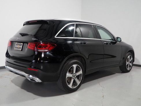 Used 2022 Mercedes-Benz GLC 300 4MATIC image 5
