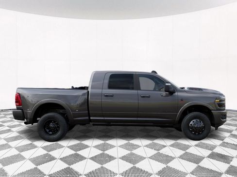 New 2026 RAM 3500 Limited AWD/4WD image 29