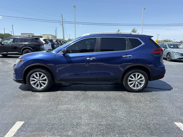 Used 2018 Nissan Rogue SV FWD image 12