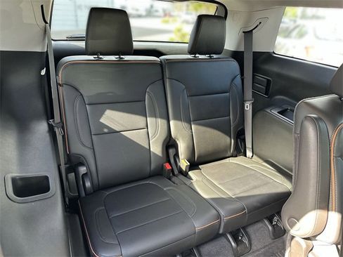 Used 2023 GMC Acadia AT4 w/ Technology Package image 26
