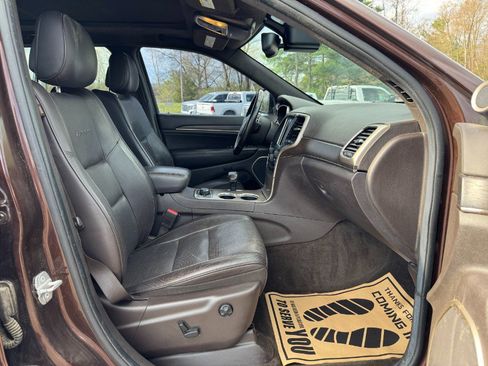 Used 2014 Jeep Grand Cherokee Summit AWD/4WD image 19