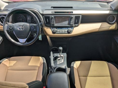 Used 2017 Toyota RAV4 XLE image 19