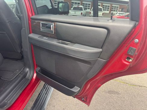 Used 2017 Lincoln Navigator Reserve AWD/4WD image 27
