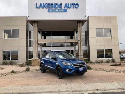 Used 2019 Ford Escape SE AWD/4WD image 1