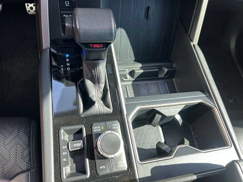 Used 2022 Toyota Tundra Limited w/ TRD Off-Road Package AWD/4WD image 27