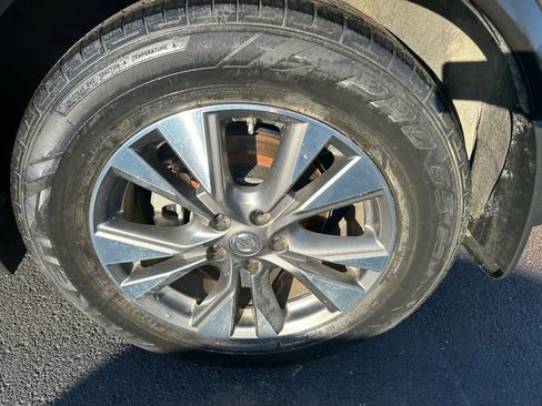 Used 2018 Nissan Murano SL w/ Cargo Package FWD image 34