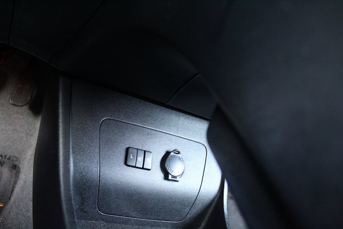 Used 2014 Toyota Prius Four FWD image 27