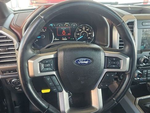 Used 2018 Ford F150 Platinum w/ Equipment Group 701A Luxury AWD/4WD image 7