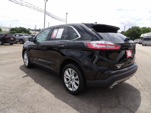 Used 2022 Ford Edge Titanium w/ Cargo Accessory Package AWD/4WD image 6