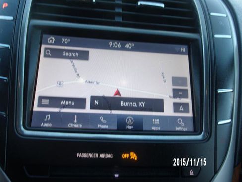 Used 2019 Lincoln Nautilus Select image 28