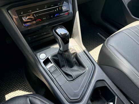 Used 2024 Volkswagen Tiguan Wolfsburg Edition FWD image 23