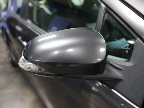 Used 2013 Toyota Prius C Three image 11