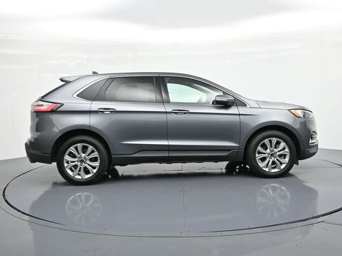 Used 2024 Ford Edge Titanium AWD/4WD image 5