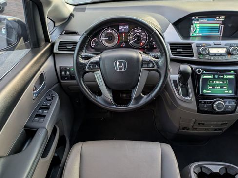 Used 2016 Honda Odyssey EX-L image 17