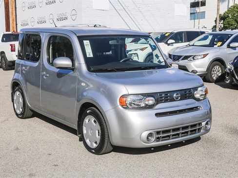 Used 2011 Nissan Cube 1.8 S w/ Interior Designer Pkg image 3
