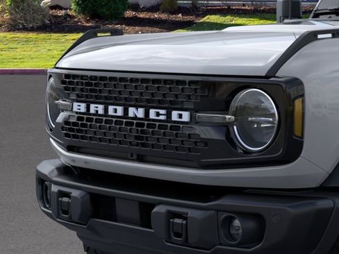 New 2026 Ford Bronco Big Bend w/ Black Diamond Package AWD/4WD image 19