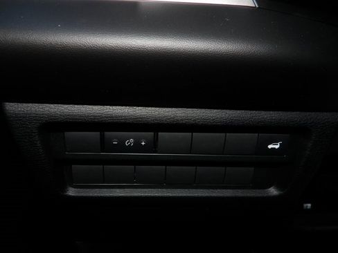 New 2025 Mitsubishi Outlander SE image 31