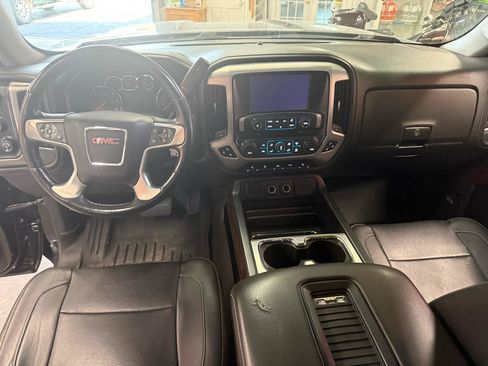 Used 2017 GMC Sierra 1500 SLT w/ Texas SLT Premium Package AWD/4WD image 9