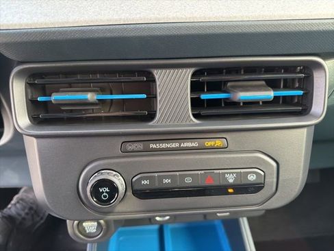 New 2026 Ford Maverick XLT image 24