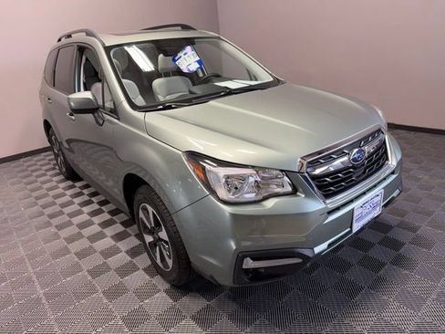 Used 2018 Subaru Forester 2.5i Premium w/ All-Weather Package AWD/4WD image 2