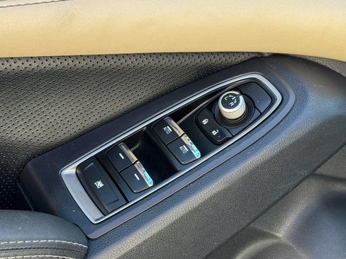 Used 2021 Subaru Ascent Limited w/ Technology Package image 27