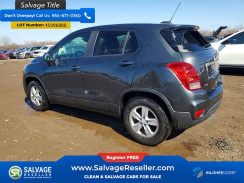 Used 2019 Chevrolet Trax LS w/ Tint and Cruise Package FWD image 3