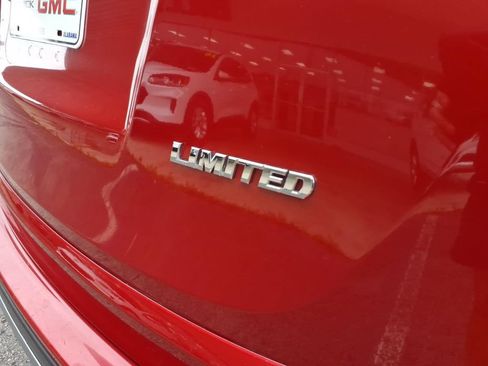 Used 2017 Toyota RAV4 Limited FWD image 14