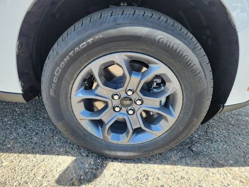 New 2026 Ford Maverick XLT AWD/4WD image 19