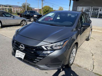 Used 2025 Nissan Versa S w/ Trunk Package