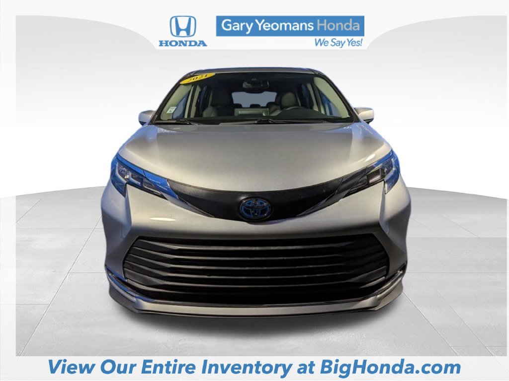 Used 2021 Toyota Sienna XLE FWD image 11