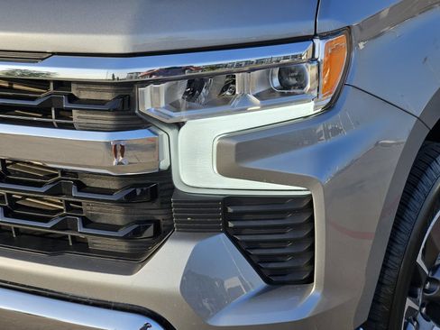 Certified 2025 Chevrolet Silverado 1500 LT AWD/4WD image 11