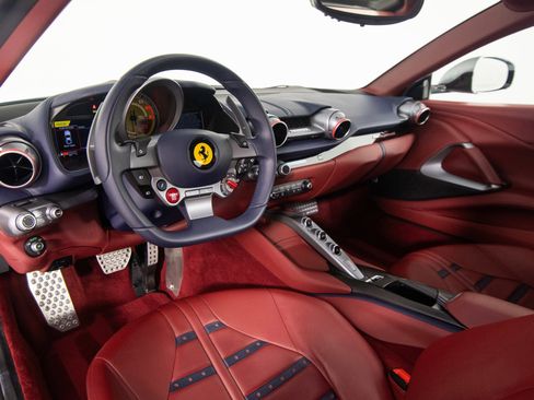 Certified 2018 Ferrari 812 Superfast RWD image 20