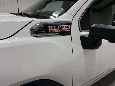 New 2026 GMC Sierra 2500 SLE w/ SLE Value Package; AWD/4WD image 33