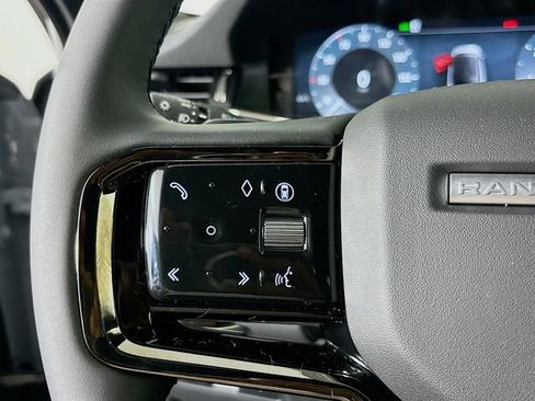 Used 2026 Land Rover Range Rover Evoque S AWD/4WD image 10