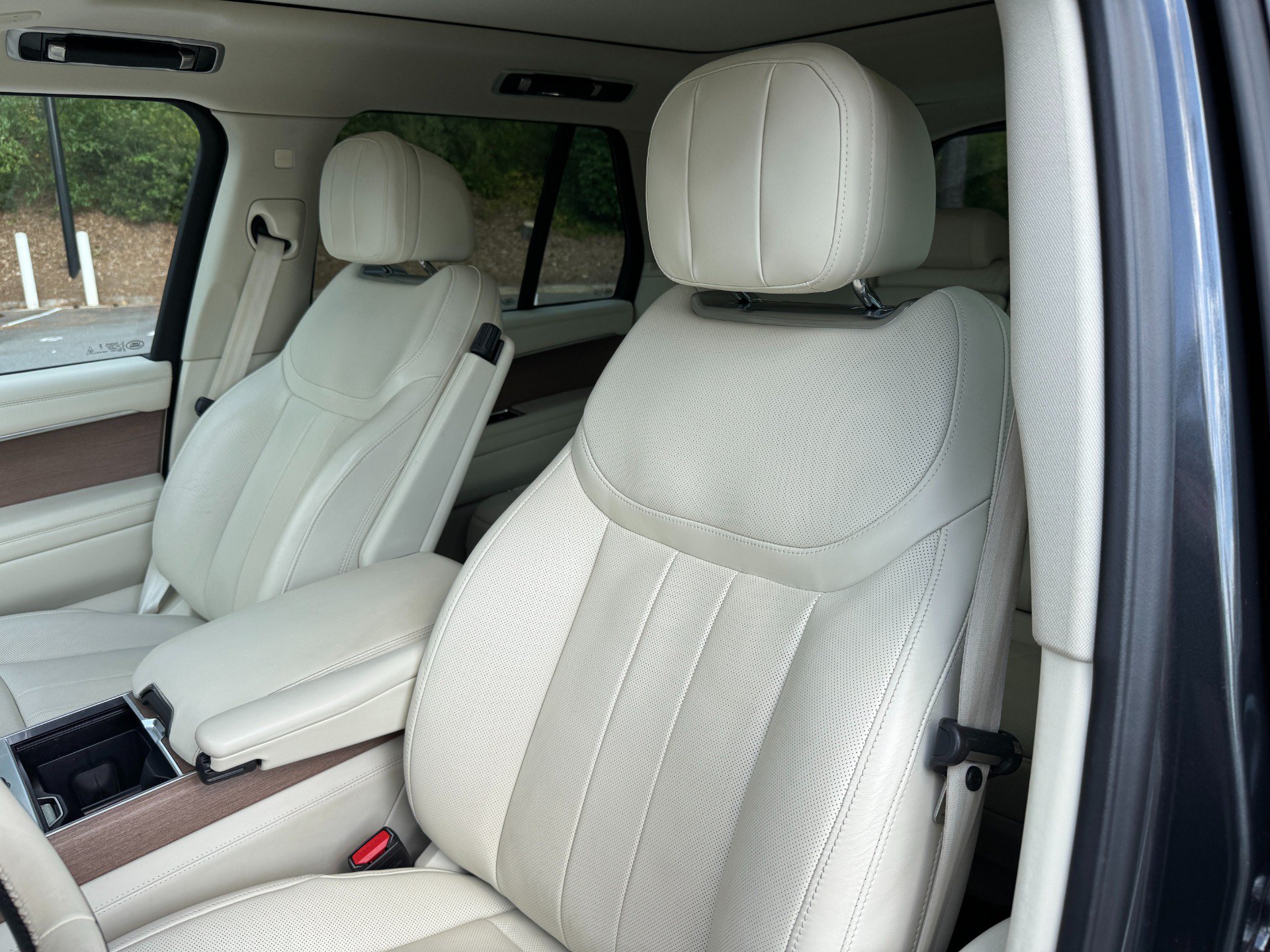 Used 2023 Land Rover Range Rover SE AWD/4WD image 30