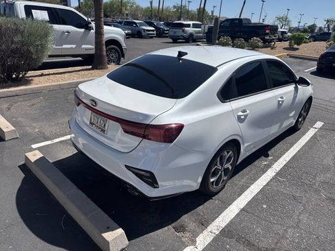 Used 2021 Kia Forte LXS FWD image 9
