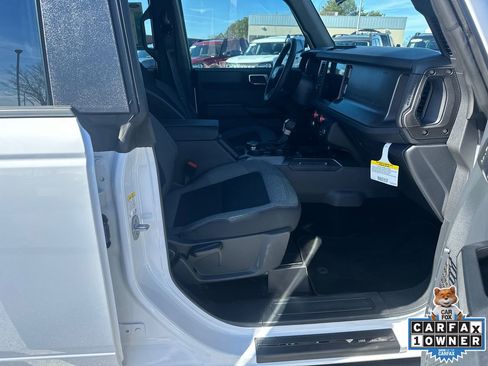 Used 2025 Ford Bronco 4-Door image 13