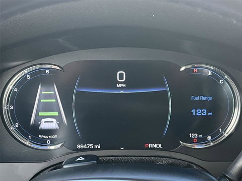 Used 2018 Cadillac Escalade Luxury image 15