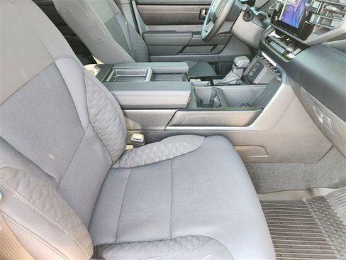 New 2026 Toyota Tundra SR image 10