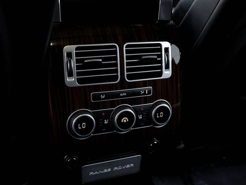 Used 2017 Land Rover Range Rover Supercharged image 35