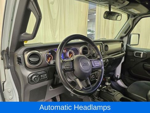 Used 2020 Jeep Wrangler Unlimited Sport image 15