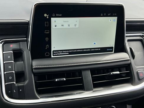 Used 2024 GMC Yukon SLT image 13