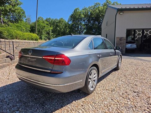 Used 2016 Volkswagen Passat 1.8T FWD image 6